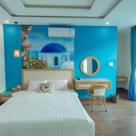 Santorini House And Coffee Hotel Danang Exterior photo