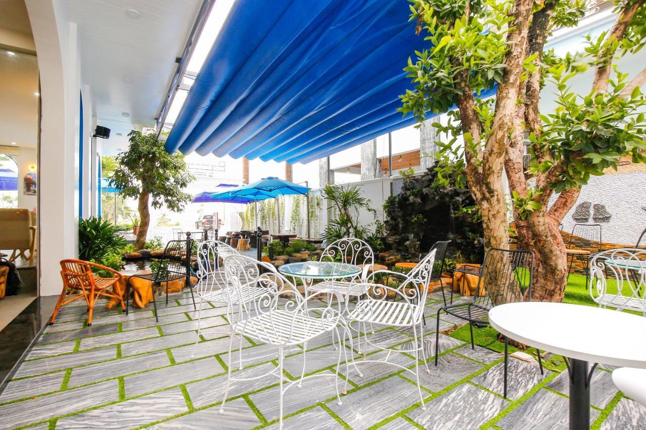 Santorini House And Coffee Hotel Danang Exterior photo